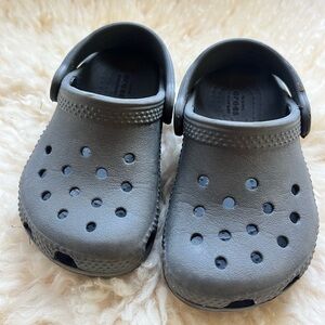 Toddler Crocs size 6